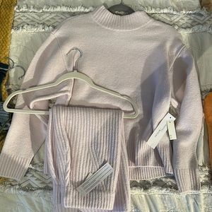 ***BRAND NEW*** Lilac sweater/skirt set